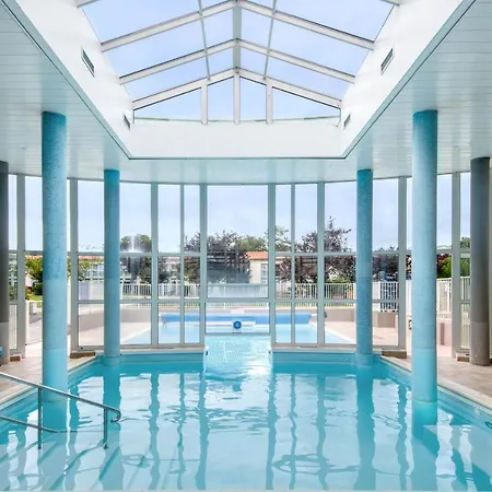 アパート Natice Bel Dans Privee